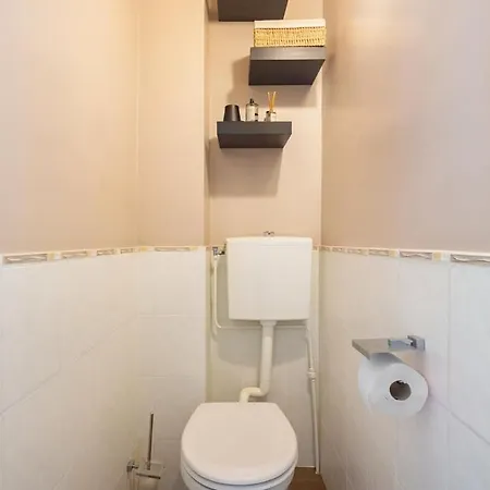 Chic 2br With Big Terrace For 5 *